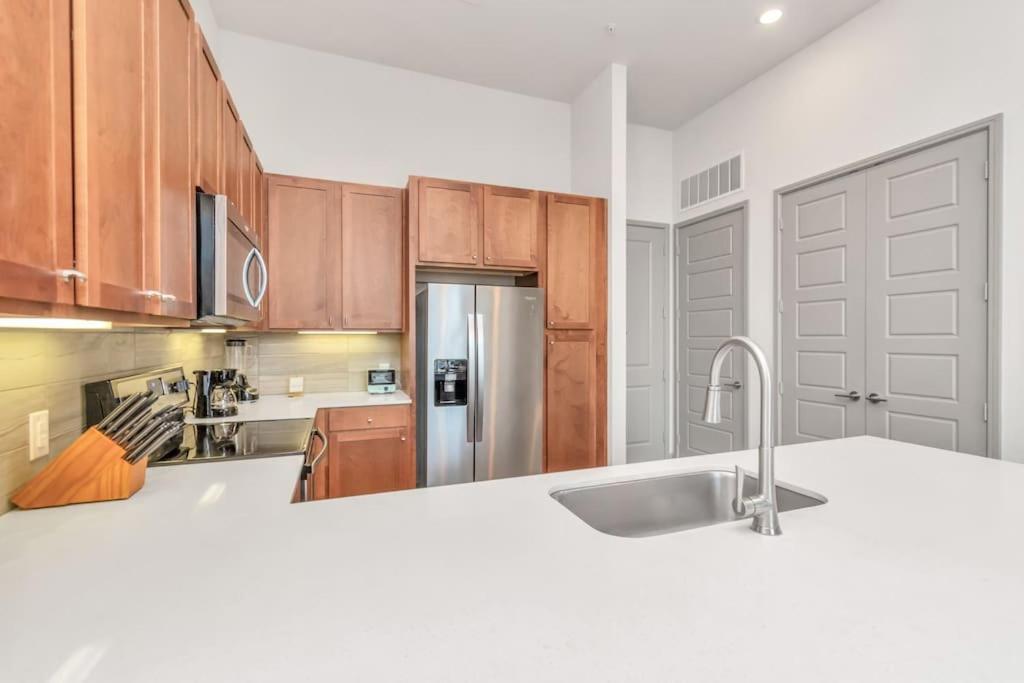 U4 Penthouse Downtown Houston Apartman Kültér fotó