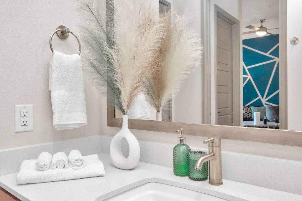 U4 Penthouse Downtown Houston Apartman Kültér fotó