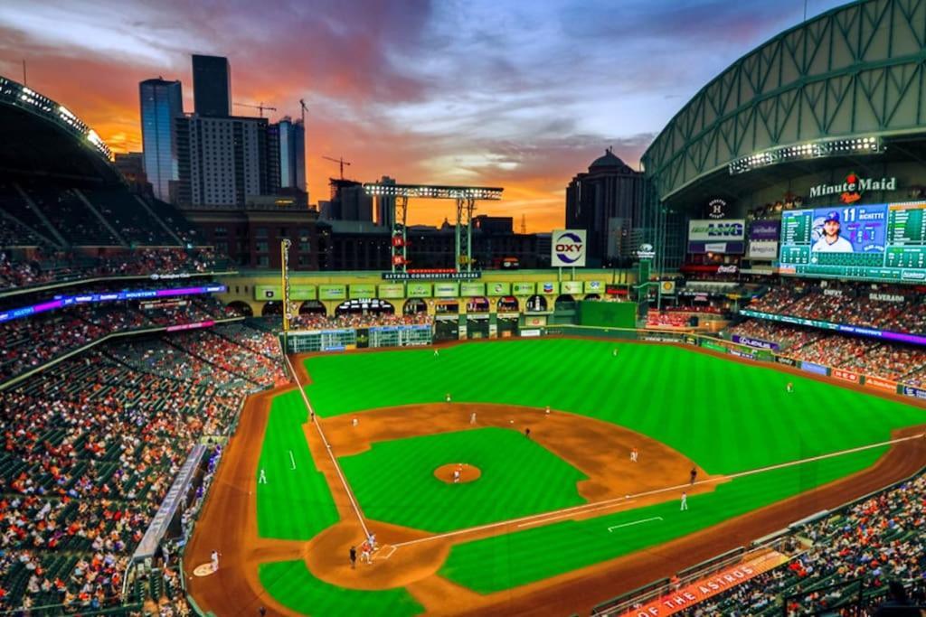 U4 Penthouse Downtown Houston Apartman Kültér fotó